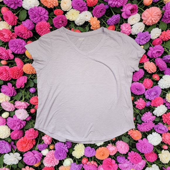 Old Navy Tops - Old Navy Light Lavender V-Neck Short Sleeve Tee